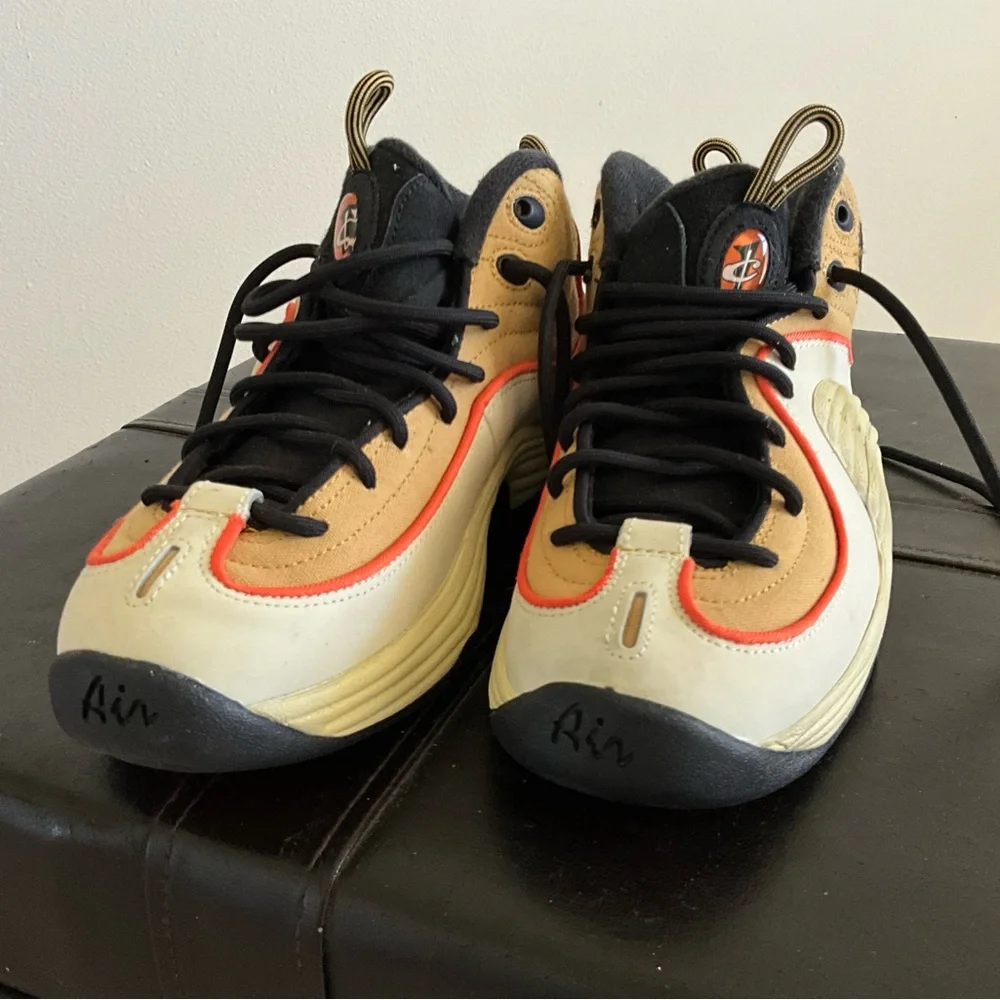 Nike Air Penny II 2 Kids Basketball Cream & Tan Sneakers Orange Trim 5.5 New BTS
